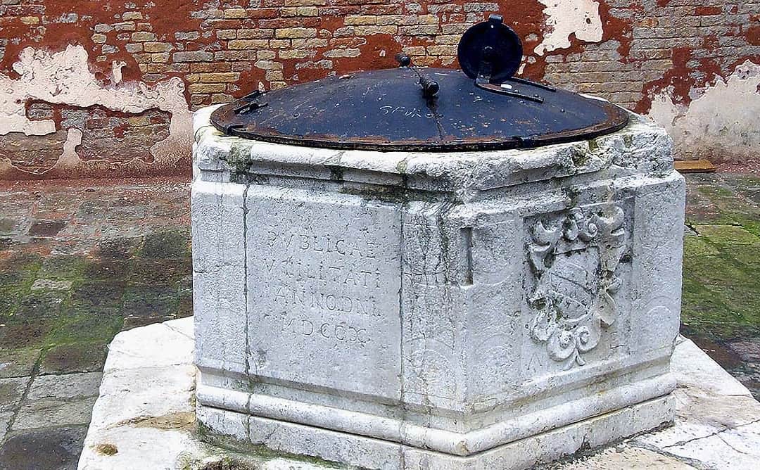 Venetian Wells – Drinking Water